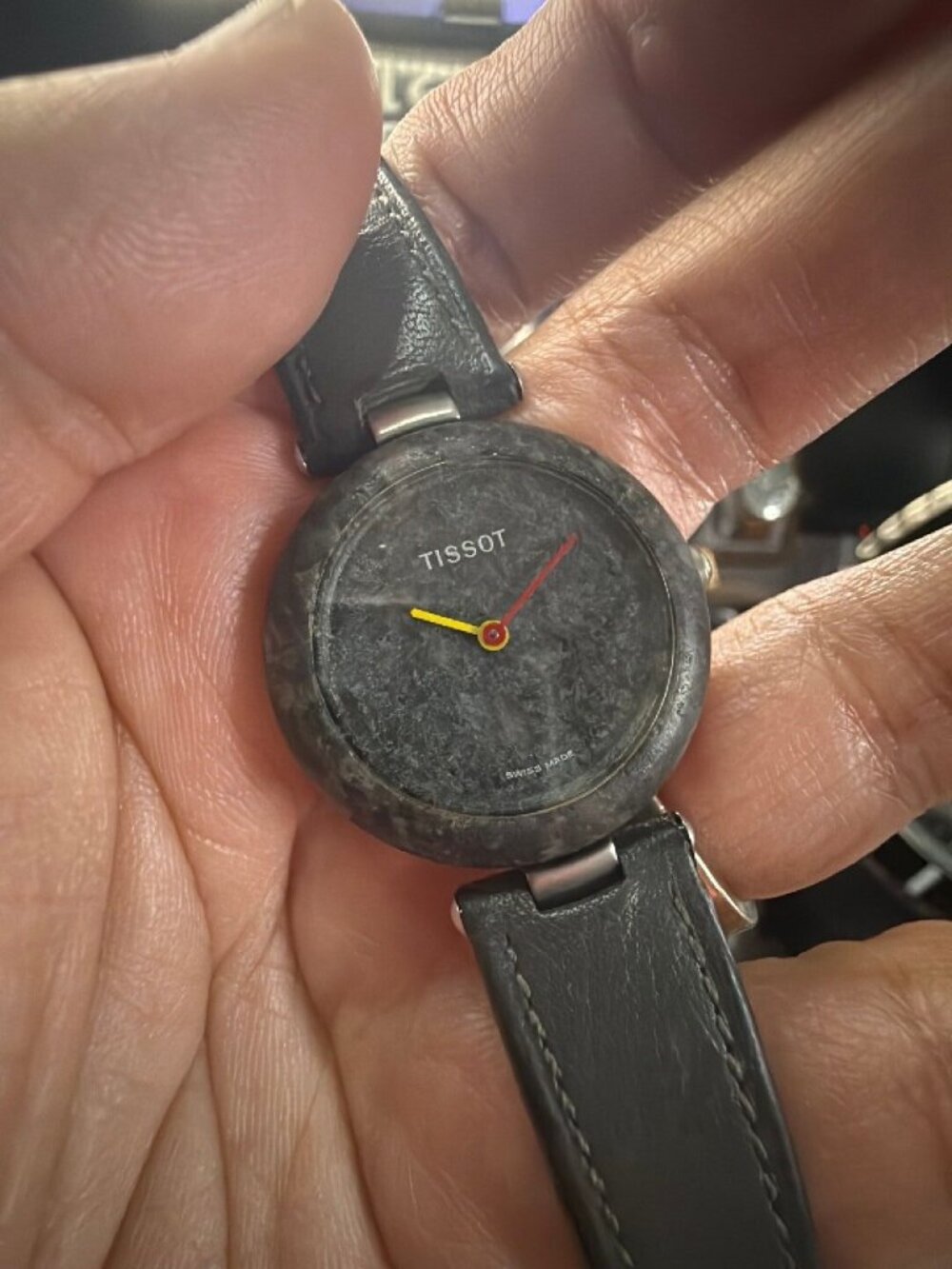 Tissot RockWatch R150 30mm Swiss Alpine Granite Quartz Vintage 1985 Watch